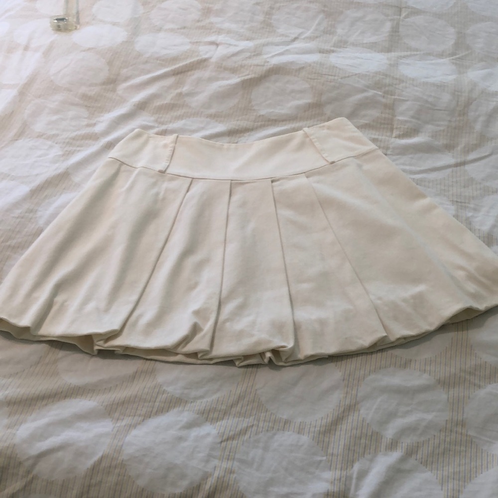 🔥🔥MADE IN ITALY Off-white contemporary skirt